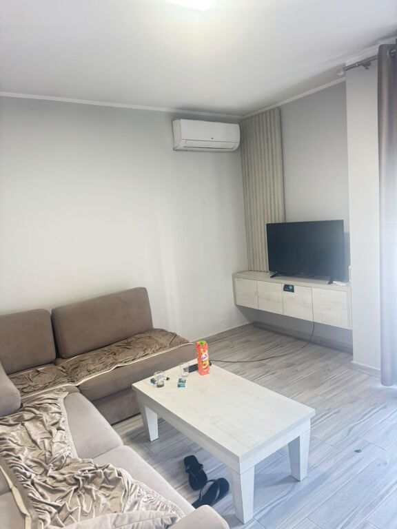 Appartamento 1+1 in Affitto in Via 5 Maj F  ID 5586