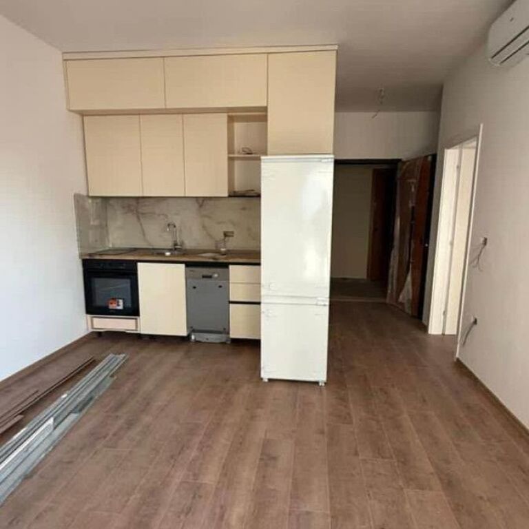 🏢 UFFICIO IN AFFITTO 1+1 – ZOGU I ZI