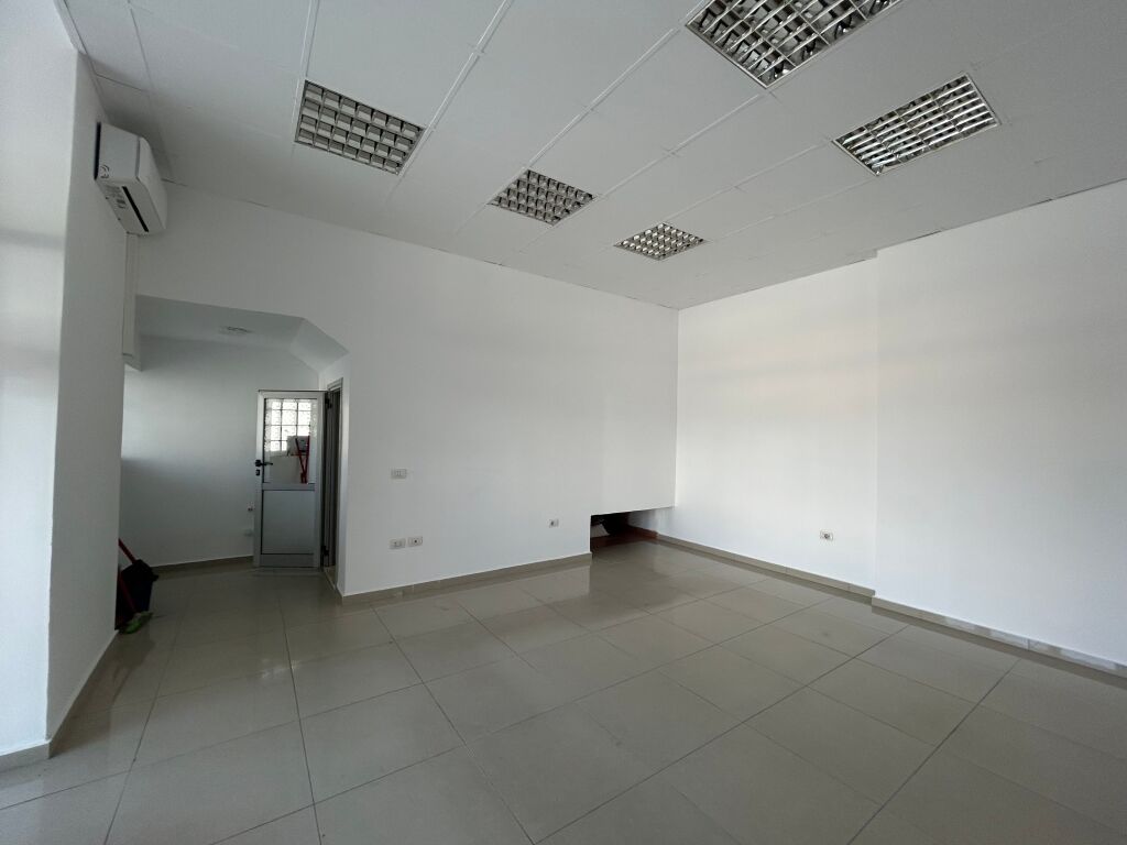 Negozio in affitto, Vlore, Omonia