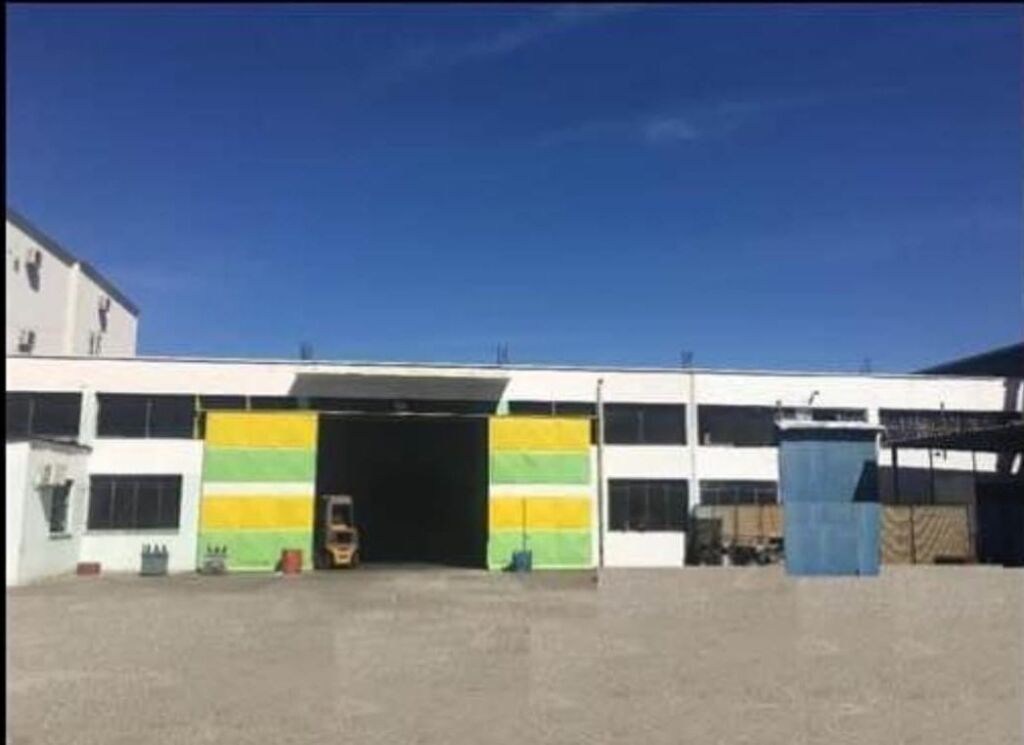 Kapanon per shitje ne Autostraden Tirane-Durres.