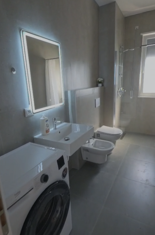 Affitto | Apartament 2 + 1 | Rruga 5 Maji | 650 €/mese