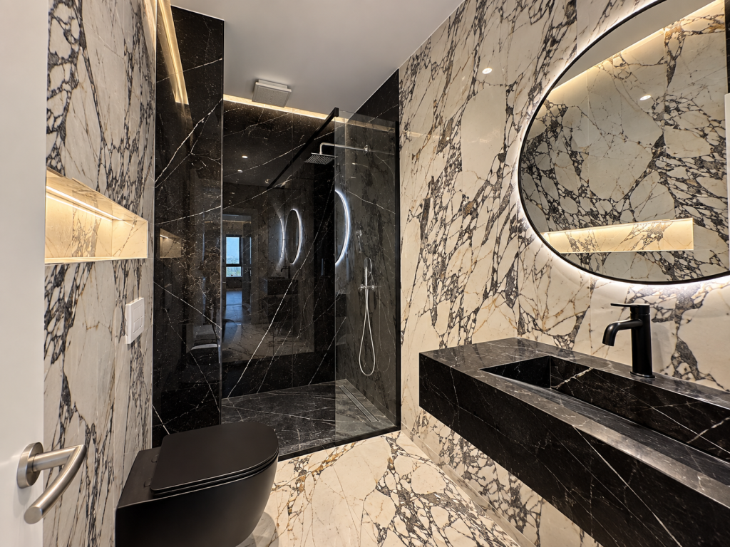 Luxury apartment 2+1+2 for rent at Garden Building