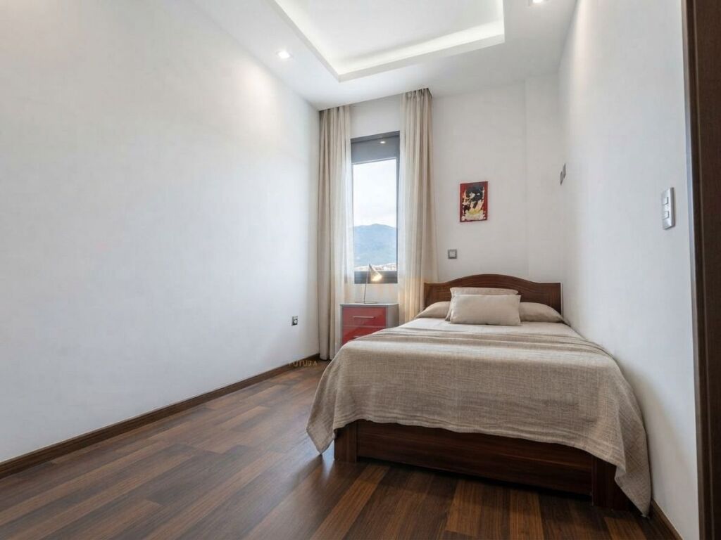Qera , Apartament 2+1 , Pazari i Ri , Tirane