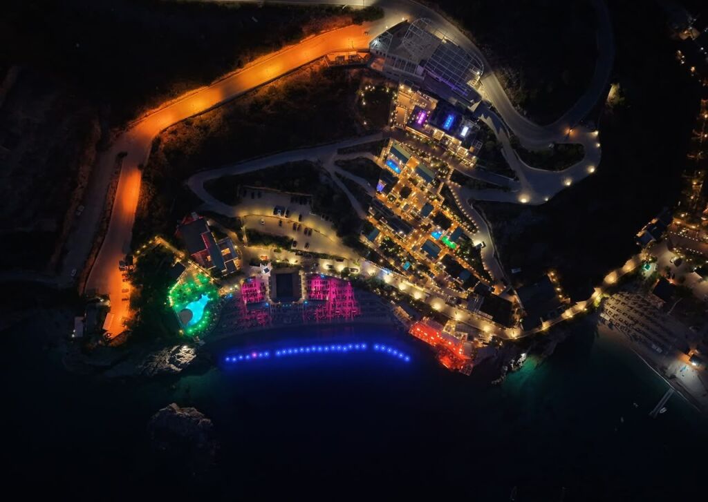 APARTMENT  PARKING FOR SALE IN JALE 🌊FULL SEA VIEW
