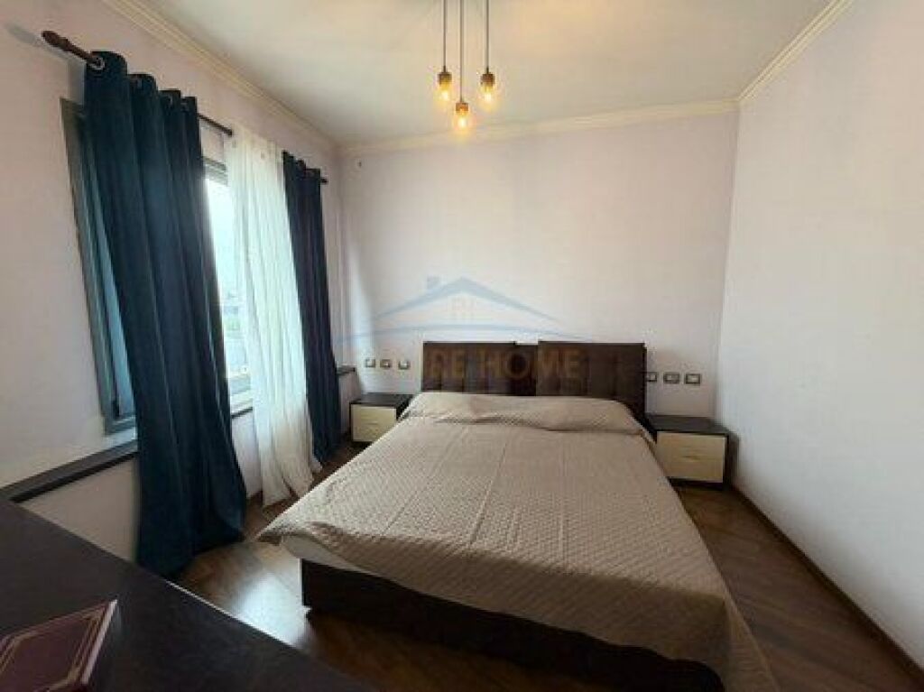 Qera , Apartament 2+1 , Pazari i Ri , Tirane