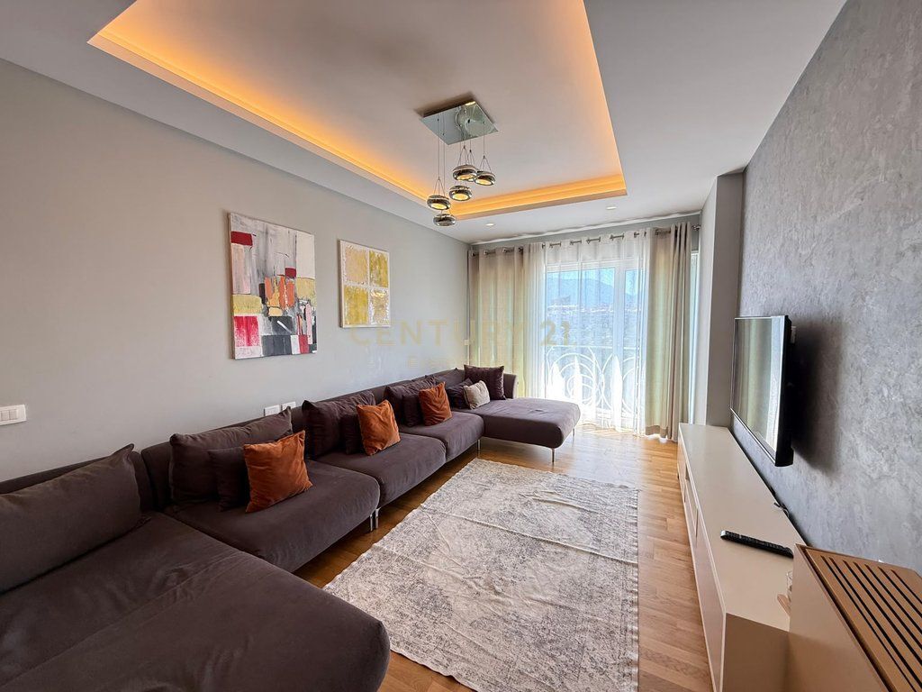 Ofrojme per Shitje Apartament 3+1+2  Kodra Diellit 2 !