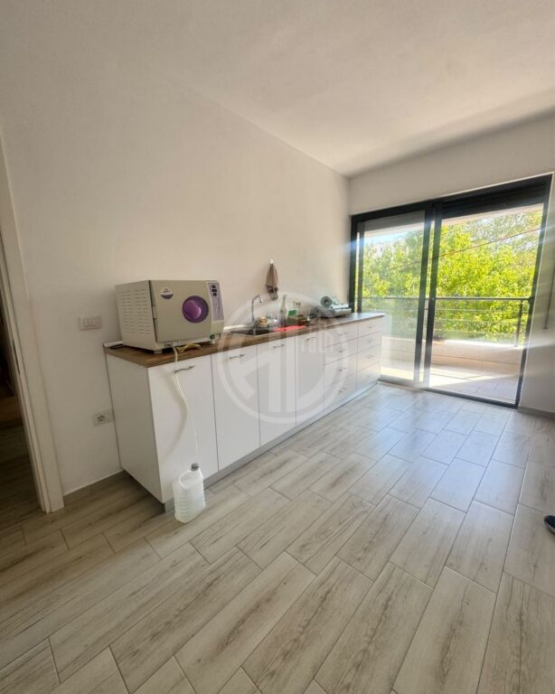 BUSINESS PREMISES FOR RENT – Dental Clinic DURRËS