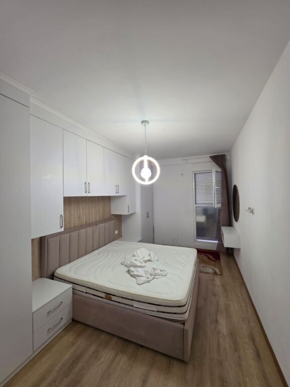 Affitto | Apartament 2 + 1 | Rruga 5 Maji | 550 €/mese