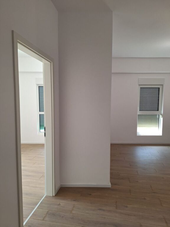 Tirane, for sale by Owner, no commission 2+1 apartment 5th Floor, 75 m² 129,000 € (Kaimi Complex, ALI DEMI)