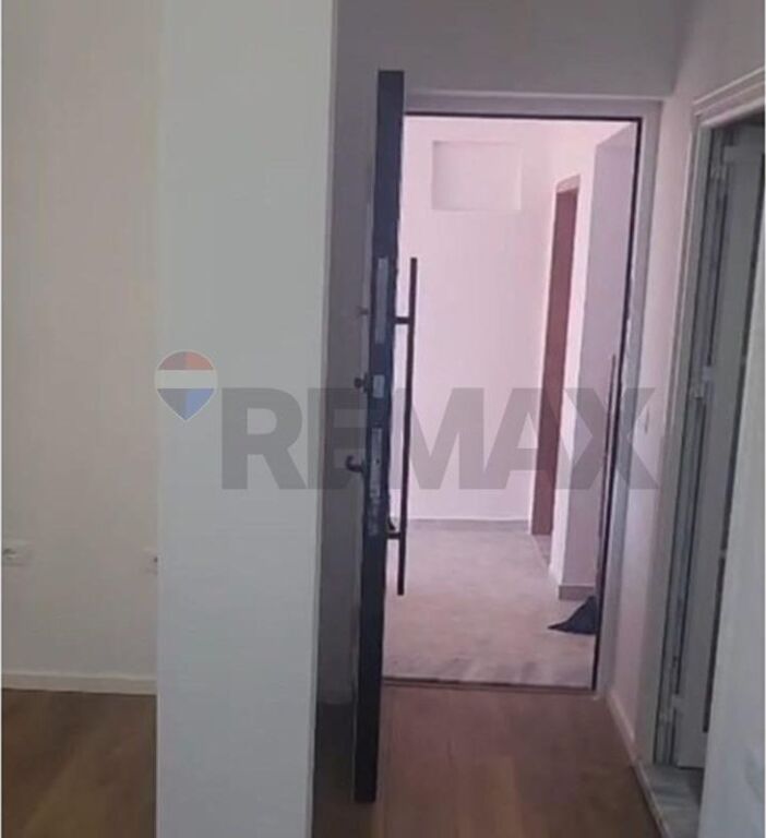 APARTAMENT 1+1 PËR SHITJE – SHKOLLA E KUQE