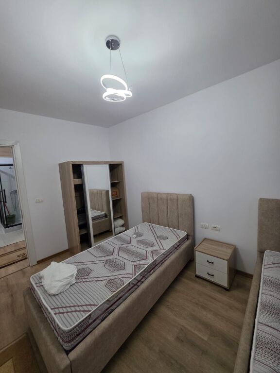 Affitto | Apartament 2 + 1 | Rruga 5 Maji | 550 €/mese