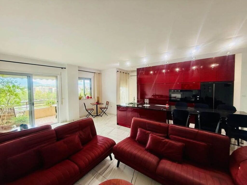 APARTAMENT ME QERA 2+1+3 ballkone - LIQENI I THATE, TIRANE