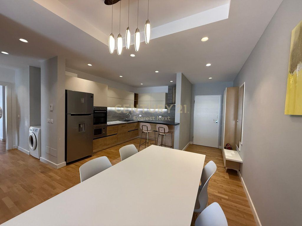 Ofrojme per Shitje Apartament 3+1+2  Kodra Diellit 2 !