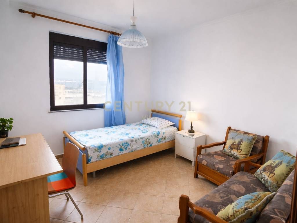 APARTMENT 3+1+ PARKING SPACE FOR RENT IN THE CENTER OF DURRES WITH PANORAMIC VIEW OF THE SEA AND THE PORT !