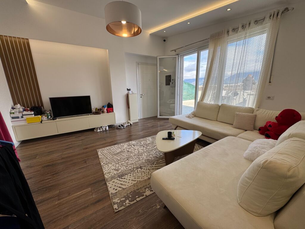🏡 SHITET Papafingo Me Parking ✅ Super Pamje Panoramike 📍 Liqeni i Thatë, Tiranë ✨