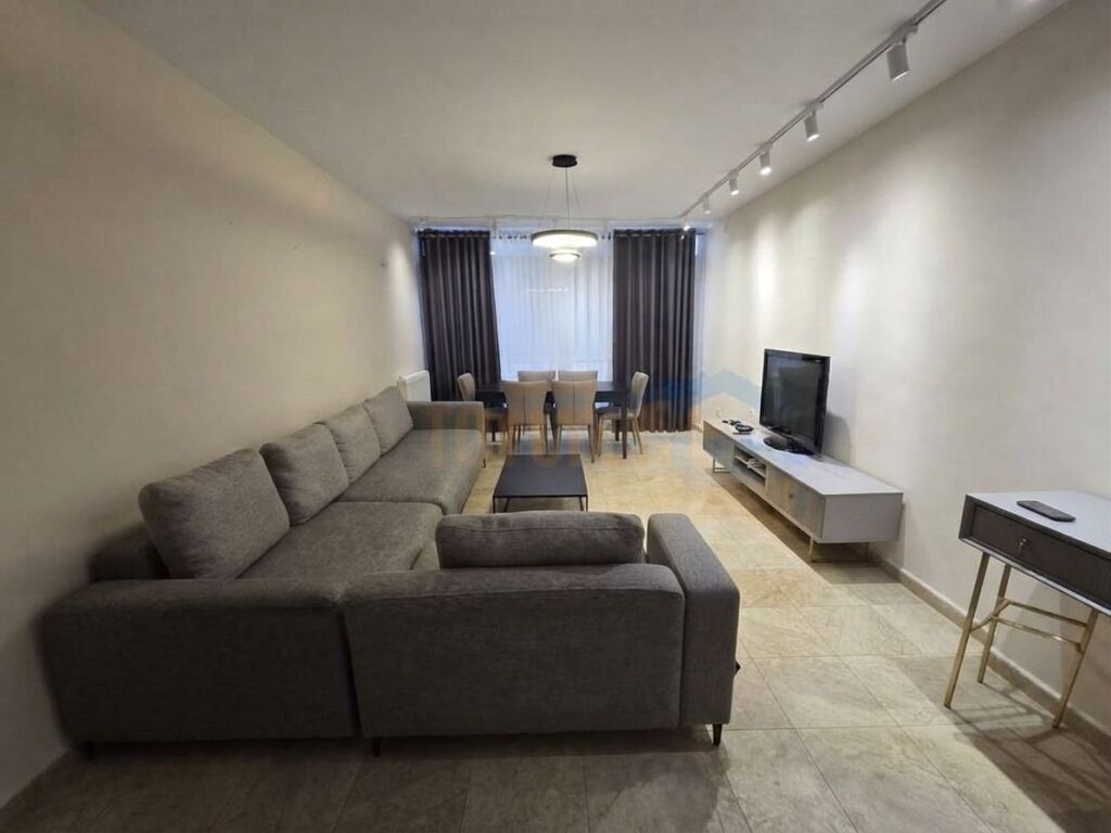 Qera , Apartament 2+1+Post Parkimi , Rruga Dritan Hoxha , Tirane