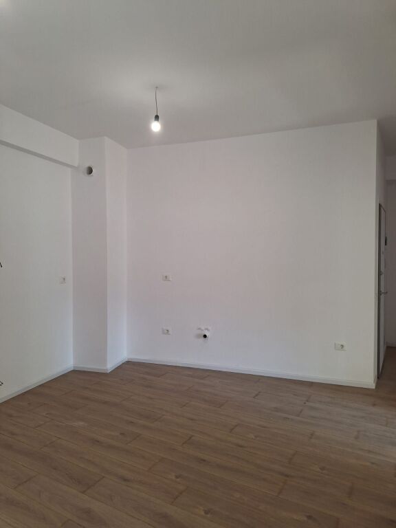Tirane, for sale by Owner, no commission 2+1 apartment 5th Floor, 75 m² 129,000 € (Kaimi Complex, ALI DEMI)