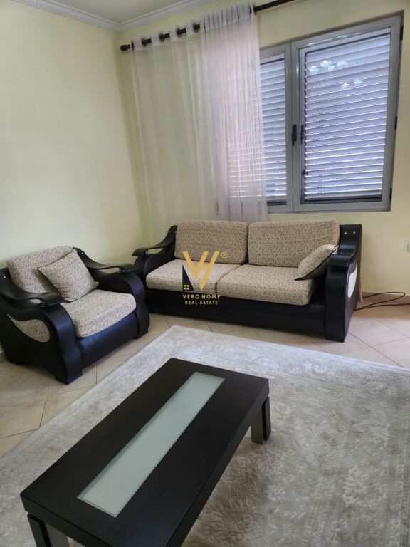JEPET APARTAMENT 2+1 ME QIRA TE KODRA E DIELLIT 1- 70.000 LEKE