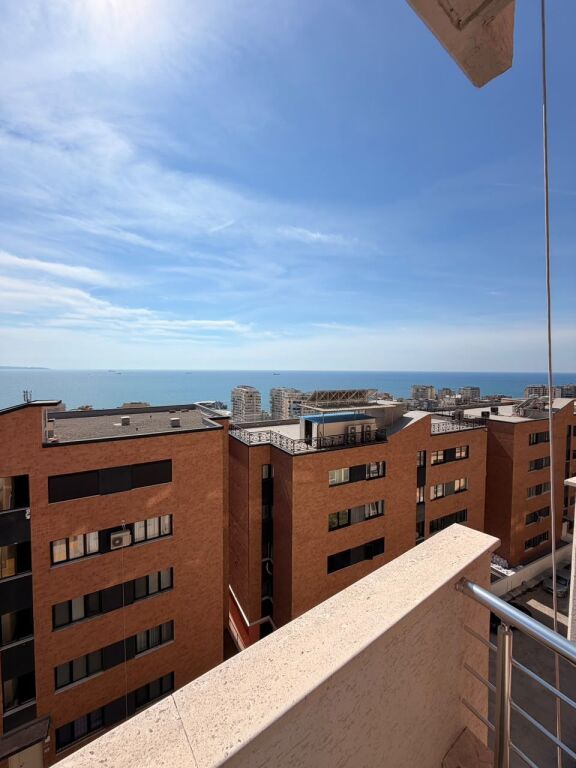 AFFITTASI APPARTAMENTO 2+1+3 BALCONI VILA E ZOGUT, DURRES