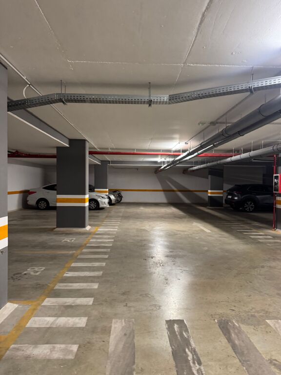 OFFICE SPACE FOR RENT WITH INCLUDED PARKING SPACE
