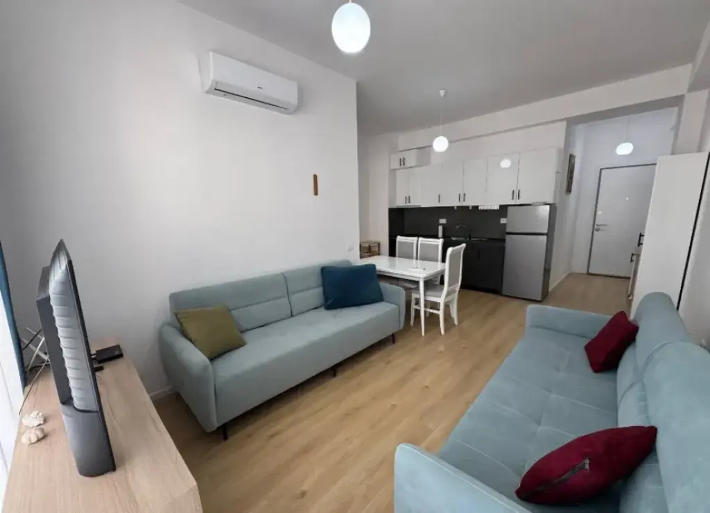Vendita | Apartament 1 + 1 | Ali Demi | 105000 €