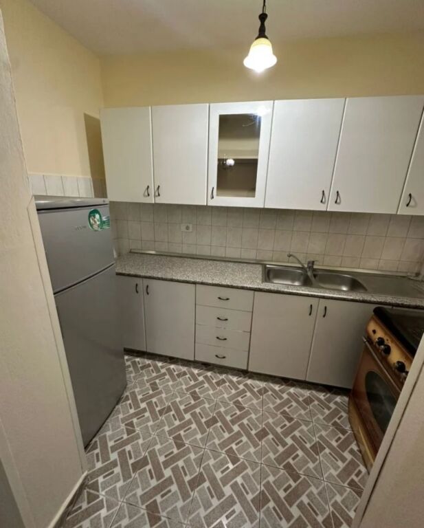 Jepet me qera apartamenti 2+1