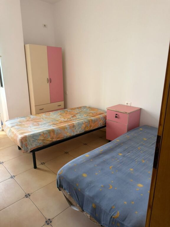Affitto | Apartament 2 + 1 | Rruga 5 Maji | 450 €/mese