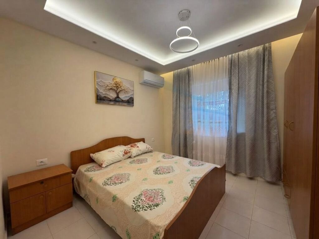 Qera, Apartament 2+1, Laprakë