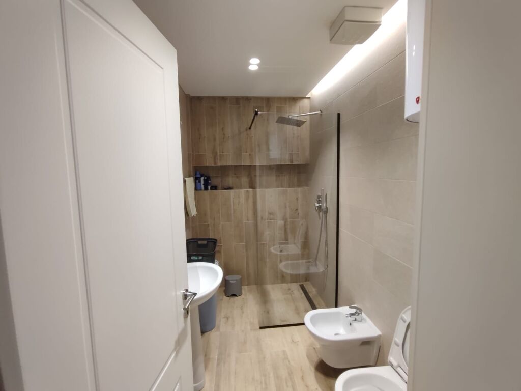 Apartament Me Qera 2+1 Ne Astir (ID B2202110) Tirane