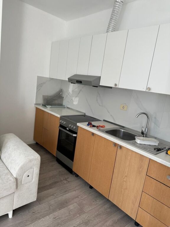 APARTAMENT 1+1 30,000 LEKE VILAT GJERMANE