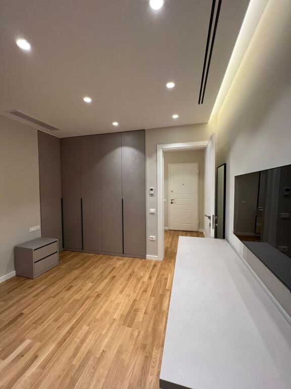 🏡 APPARTAMENTO 3+1 CON VERANDA IN AFFITTO – VIA DEI KOSOVARI