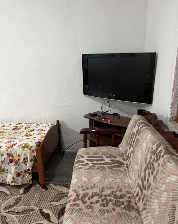 Studio apartment for rent – Jordan Misja Street, near the Prison 313 !
