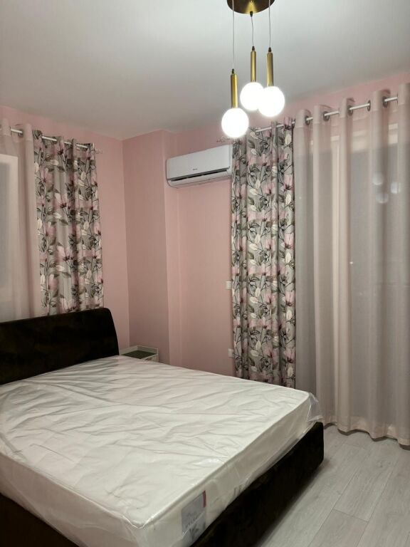 Jepet me qira 2+1+2 Trio Tower Don Bosko 75.000 leke