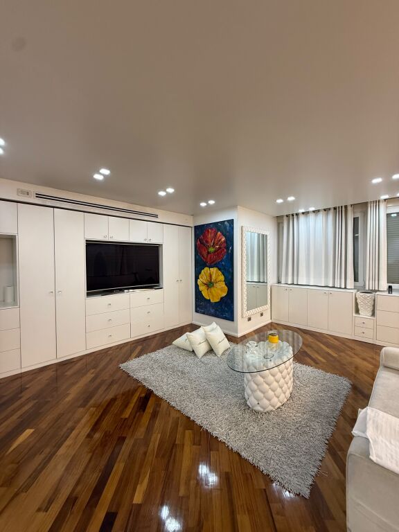 🏡 SHITET APARTAMENT – DON BOSKO