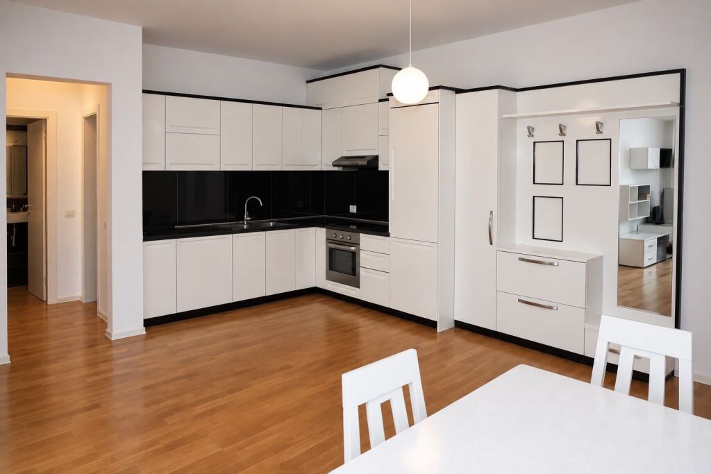 For rent 2+1 at the Botanical Garden near the Mosque ,🏷️80,000Leke
