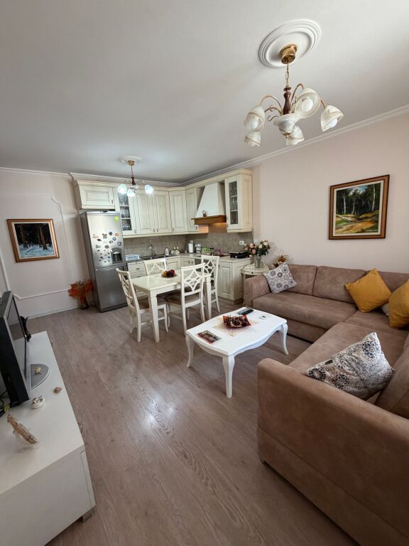 Apartament i mobiluar 1+1 tek Kompleksi Kontakt