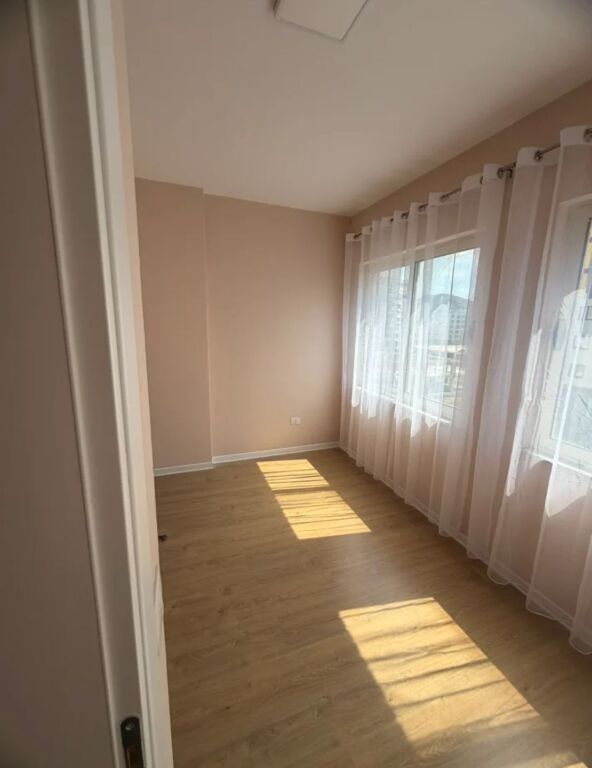 Jepet me qera apartamenti 2+1