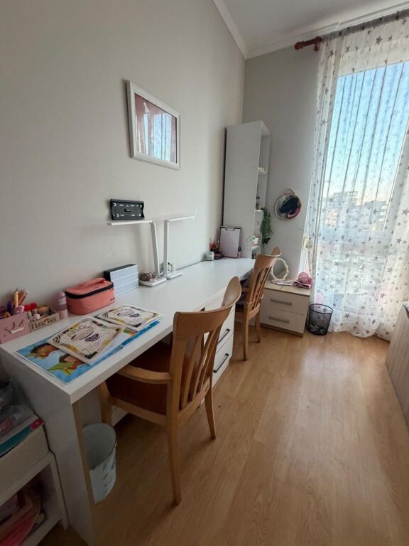 Qera | Apartament 3 + 1 | 21 Dhjetori | 900 €/muaj