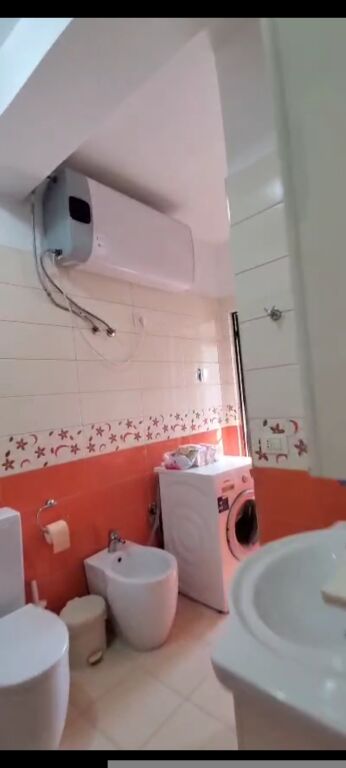 Casa arredata nel centro di Tirana