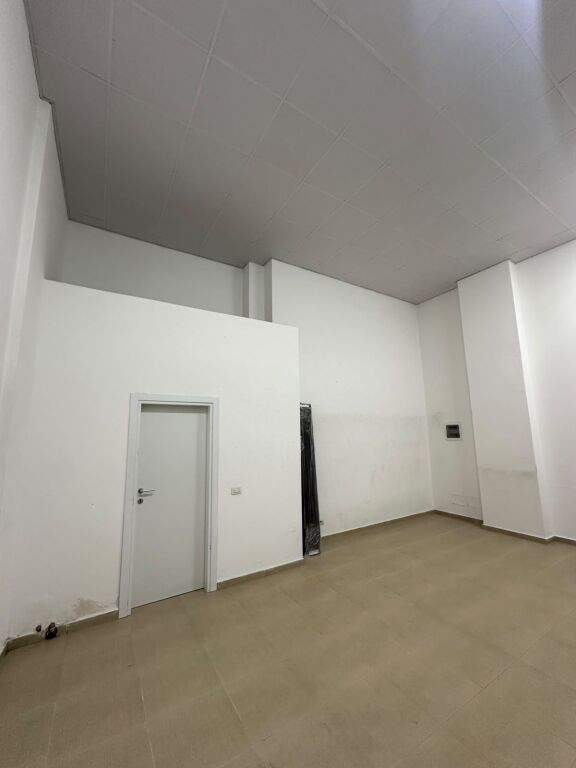 🏪 SHOP FOR RENT – ALBEDIL, 5 MAY