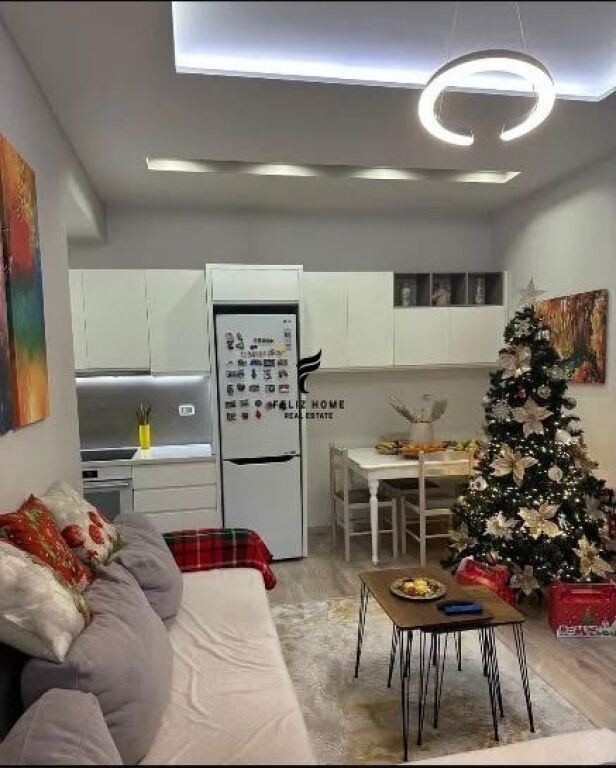 VENDESI APPARTAMENTO 2+1 STADIO DINAMO 27.000.000 LEKE