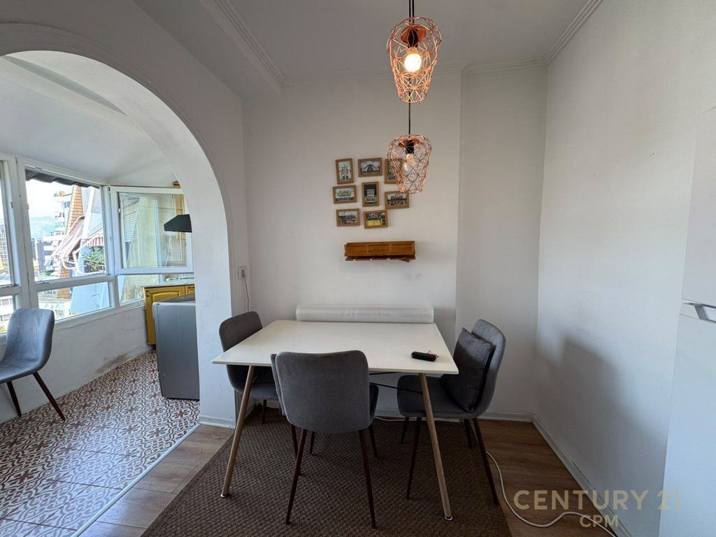 Apartament 1+1 Per Qera Te 9-katshet!
