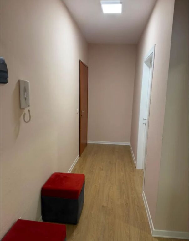 Jepet me qera apartamenti 2+1