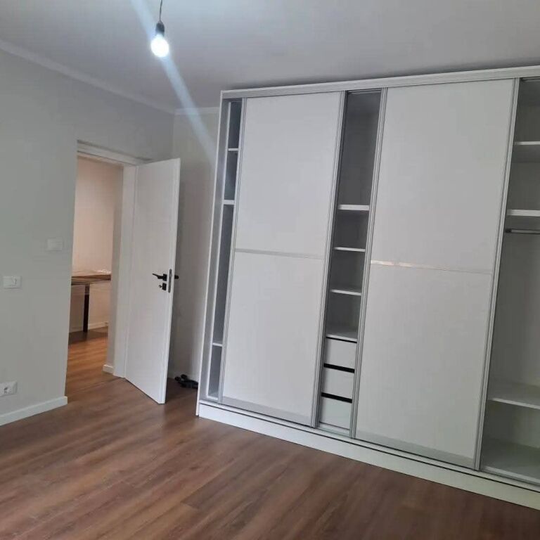 FOR SALE APARTMENT 1+1 GJIROKASTER PLLAKE NEIGHBORHOOD