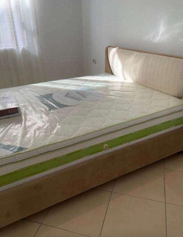 First floor of a villa near UET is for rent.