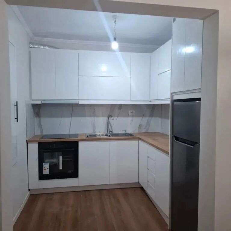 FOR SALE APARTMENT 1+1 GJIROKASTER PLLAKE NEIGHBORHOOD