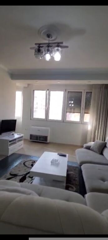 Casa arredata nel centro di Tirana