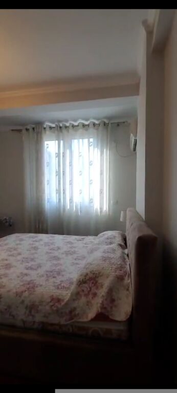 Casa arredata nel centro di Tirana