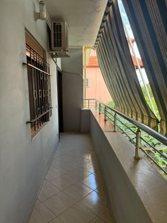 For rent 1+1 second floor villa in allias 23000 lek furnished  