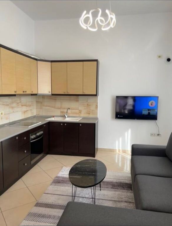 First floor of a villa near UET is for rent.